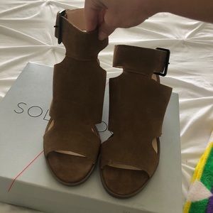 Sole Society open-toe low heel